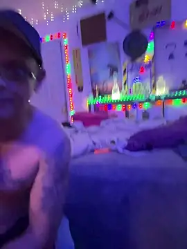 Snapshot of Buffshagswell chatting on 8, 3, 2026 Buffshagswell online show from 8, 3, 2026