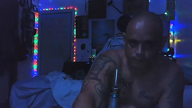 Snapshot of Buffshagswell chatting on 1, 4, 2026 Buffshagswell online show from 1, 4, 2026