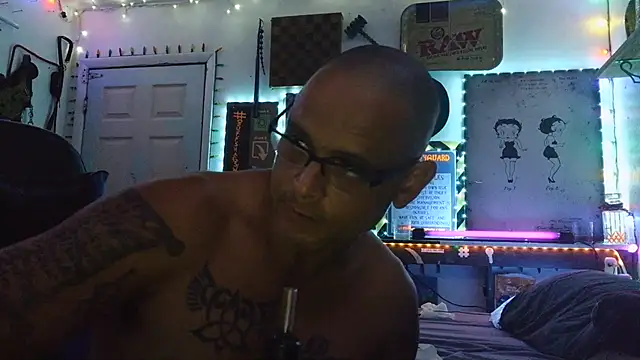 Snapshot of Buffshagswell chatting on 25, 6, 2026 Buffshagswell online show from 25, 6, 2026