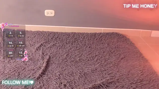 juanmiss online show from 10, 3, 2025