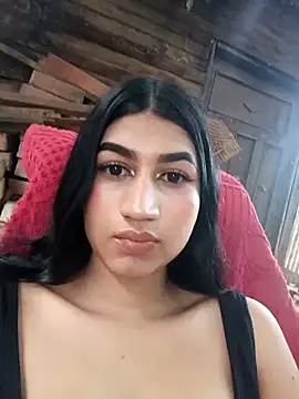 Snapshot of Julix_A chatting on 16, 12, 2025 Julix A online show from 16, 12, 2025