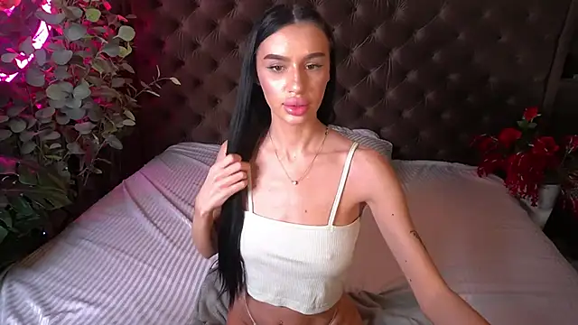 Snapshot of Snow_WhiteeeX chatting on 27, 11, 2025 Snow WhiteeeX online show from 27, 11, 2025