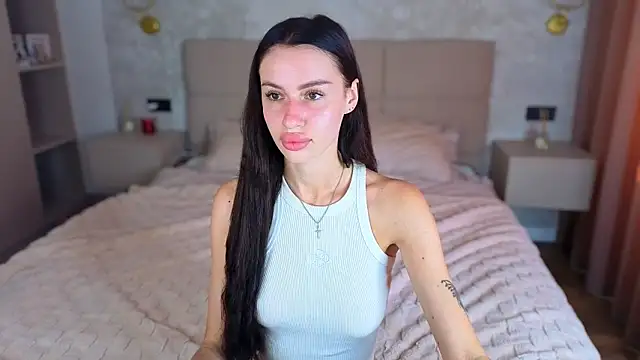 Snapshot of Snow_WhiteeeX chatting on 24, 6, 2026 Snow WhiteeeX online show from 24, 6, 2026