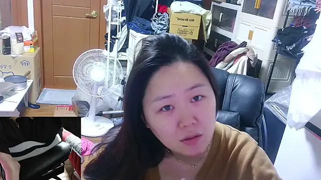 Snapshot of rami0428 chatting on 6, 4, 2026 rami0428 online show from 6, 4, 2026