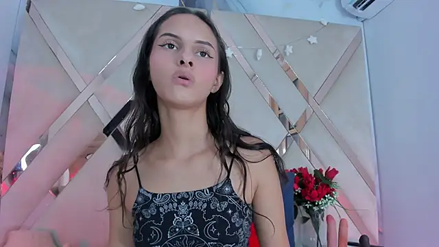 ninaht online show from 4, 11, 2025