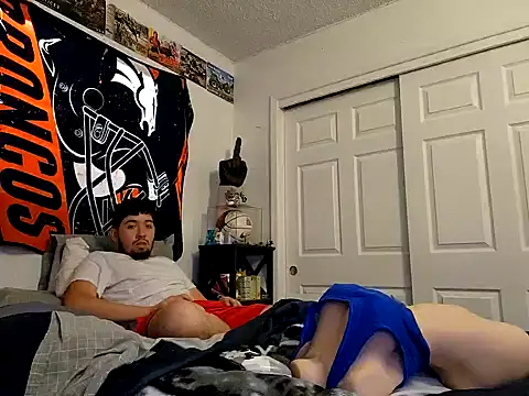 Snapshot of hornycollegestudenthung chatting on 13, 3, 2025 hornycollegestudenthung online show from 13, 3, 2025