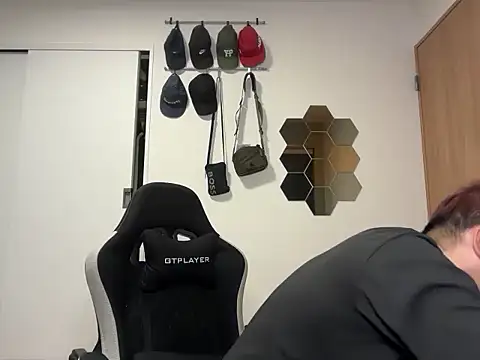 Snapshot of kensnb chatting on 25, 10, 2025 kensnb online show from 25, 10, 2025