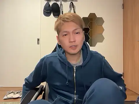 Snapshot of kensnb chatting on 14, 12, 2025 kensnb online show from 14, 12, 2025