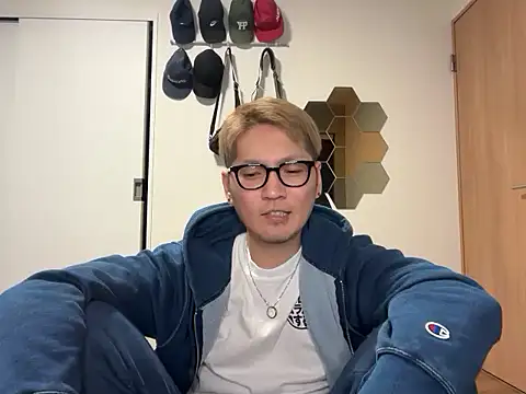 Snapshot of kensnb chatting on 16, 12, 2025 kensnb online show from 16, 12, 2025