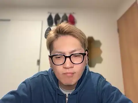 Snapshot of kensnb chatting on 5, 1, 2026 kensnb online show from 5, 1, 2026