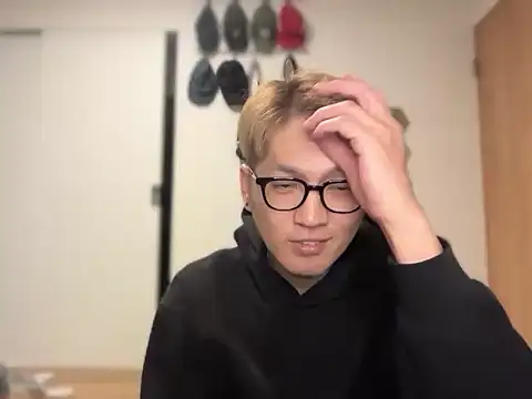 Snapshot of kensnb chatting on 8, 1, 2026 kensnb online show from 8, 1, 2026