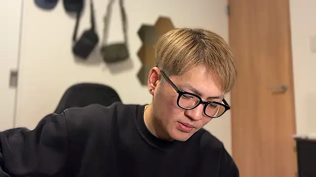 Snapshot of kensnb chatting on 14, 1, 2026 kensnb online show from 14, 1, 2026