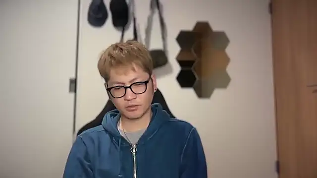 Snapshot of kensnb chatting on 16, 1, 2026 kensnb online show from 16, 1, 2026