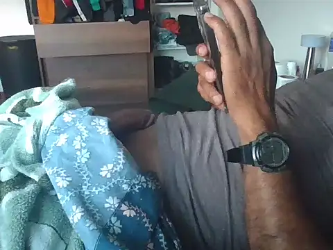 Snapshot of exmilitary chatting on 22, 3, 2026 exmilitary online show from 22, 3, 2026