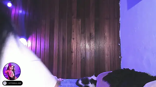 Alice woodville online show from 18, 11, 2025