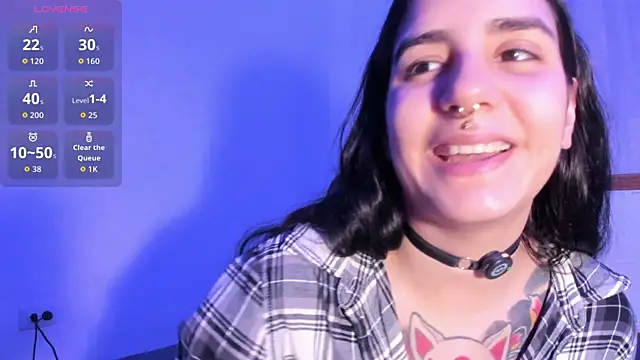 Snapshot of Alice_woodville chatting on 5, 7, 2026 Alice woodville online show from 5, 7, 2026