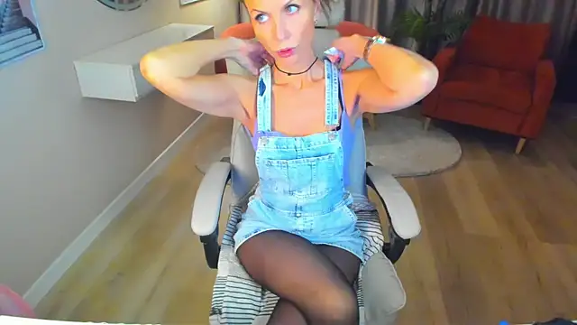 Elizabe th online show from 16, 2, 2025