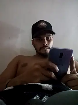 Snapshot of Dilan_1994 chatting on 2, 12, 2025 Dilan 1994 online show from 2, 12, 2025