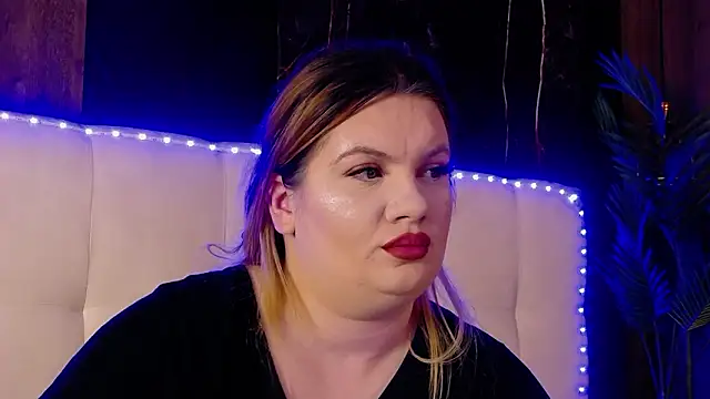 MelanieBrownn online show from 23, 2, 2026