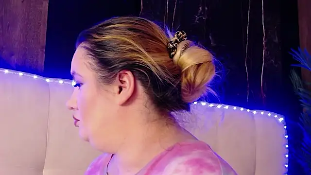 MelanieBrownn online show from 1, 3, 2026