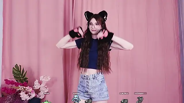 Snapshot of KimWilli chatting on 18, 1, 2025 KimWilli online show from 18, 1, 2025