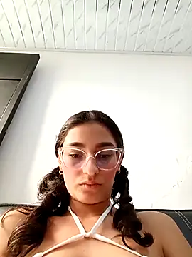 Ary-18 online show from 11, 11, 2025