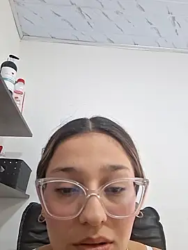 Snapshot of Ary-18 chatting on 2, 2, 2026 Ary-18 online show from 2, 2, 2026