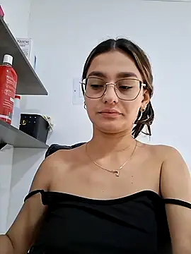 Snapshot of Ary-18 chatting on 10, 2, 2026 Ary-18 online show from 10, 2, 2026