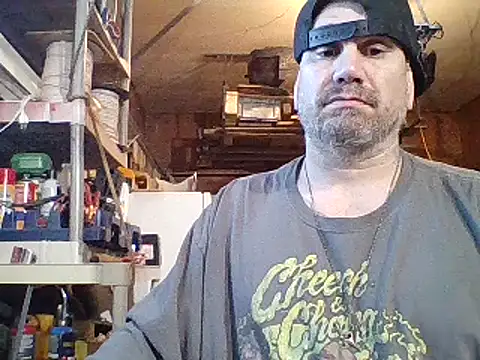 Snapshot of clitstitsandbongrips chatting on 28, 1, 2025 clitstitsandbongrips online show from 28, 1, 2025