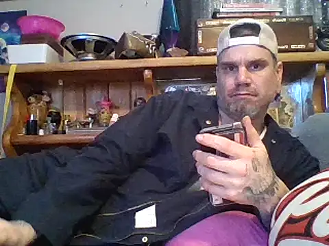 Snapshot of clitstitsandbongrips chatting on 21, 2, 2025 clitstitsandbongrips online show from 21, 2, 2025