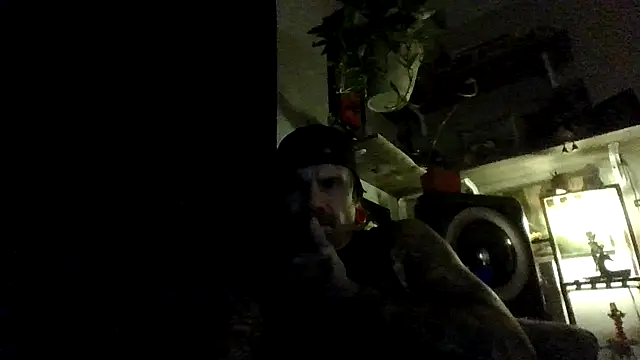 Snapshot of clitstitsandbongrips chatting on 23, 9, 2025 clitstitsandbongrips online show from 23, 9, 2025