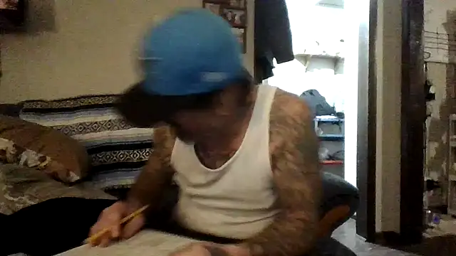 Snapshot of clitstitsandbongrips chatting on 10, 10, 2025 clitstitsandbongrips online show from 10, 10, 2025