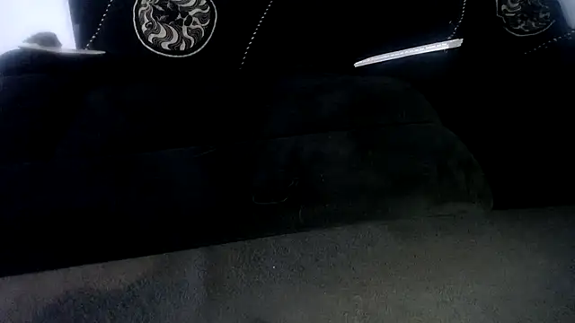 Snapshot of Niquitasparkles chatting on 14, 12, 2025 Niquitasparkles online show from 14, 12, 2025