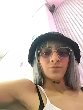 Snapshot of Dani_pegin chatting on 25, 10, 2025 Dani pegin online show from 25, 10, 2025