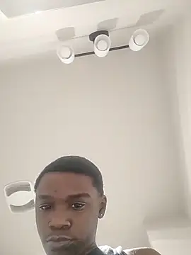 Snapshot of TransboyJay chatting on 18, 9, 2025 TransboyJay online show from 18, 9, 2025