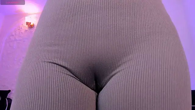 AmberFarrell online show from 10, 7, 2026