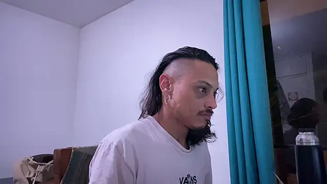 Snapshot of villanocat chatting on 13, 12, 2024 villanocat online show from 13, 12, 2024