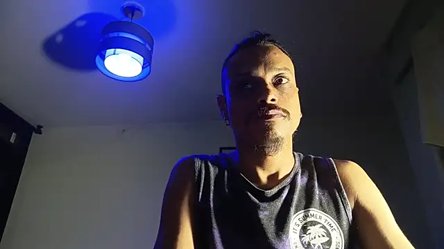 villanocat online show from 9, 5, 2026
