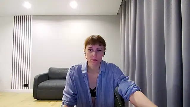 Daniella Lorente online show from 24, 12, 2024