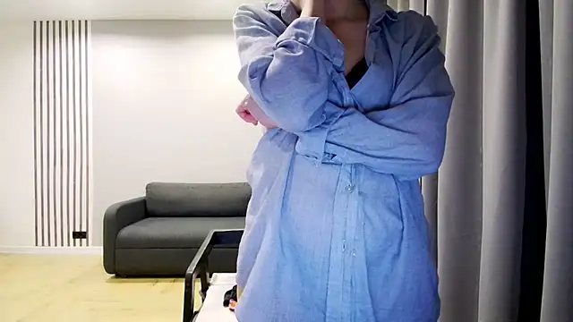 Daniella Lorente online show from 26, 1, 2025