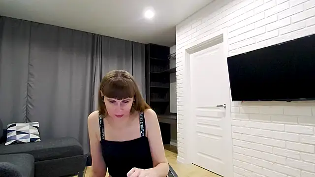 Daniella Lorente online show from 9, 3, 2026