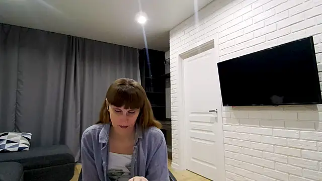 Snapshot of Daniella_Lorente chatting on 12, 5, 2026 Daniella Lorente online show from 12, 5, 2026