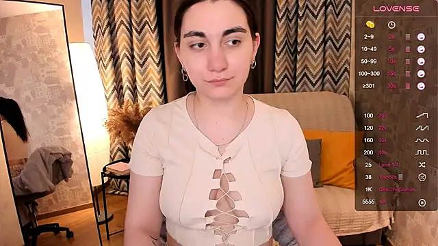 hannacheekss  online show from 11, 3, 2025