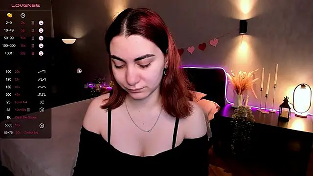 Snapshot of hannacheekss_ chatting on 13, 1, 2026 hannacheekss online show from 13, 1, 2026