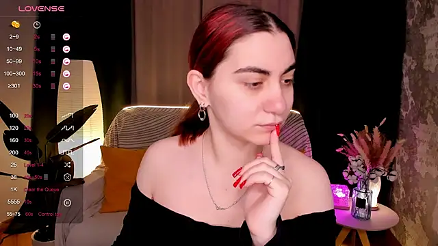 Snapshot of hannacheekss_ chatting on 10, 2, 2026 hannacheekss online show from 10, 2, 2026