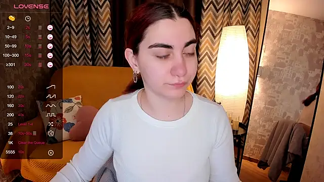 Snapshot of hannacheekss_ chatting on 26, 2, 2026 hannacheekss online show from 26, 2, 2026