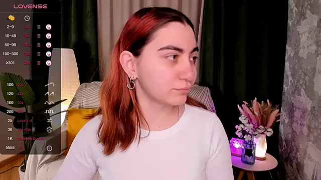 hannacheekss  online show from 28, 3, 2026