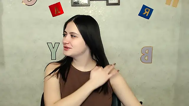 Snapshot of AliceSexyyy_ chatting on 17, 2, 2025 AliceSexyyy online show from 17, 2, 2025