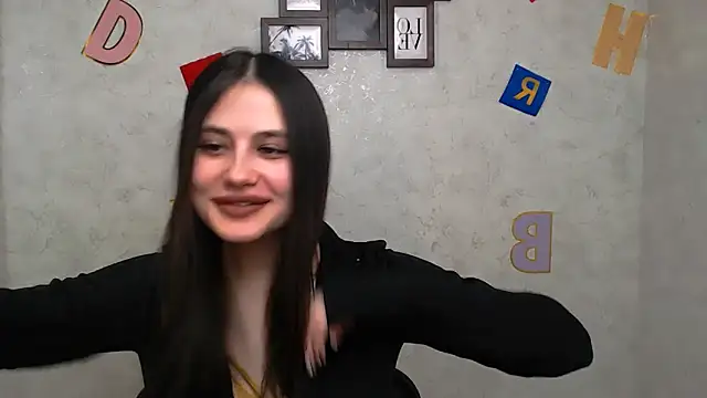 Snapshot of AliceSexyyy_ chatting on 2, 3, 2025 AliceSexyyy online show from 2, 3, 2025
