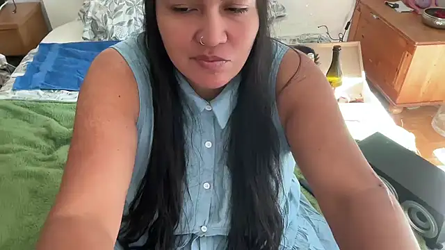 Snapshot of MashaCL chatting on 3, 4, 2026 MashaCL online show from 3, 4, 2026